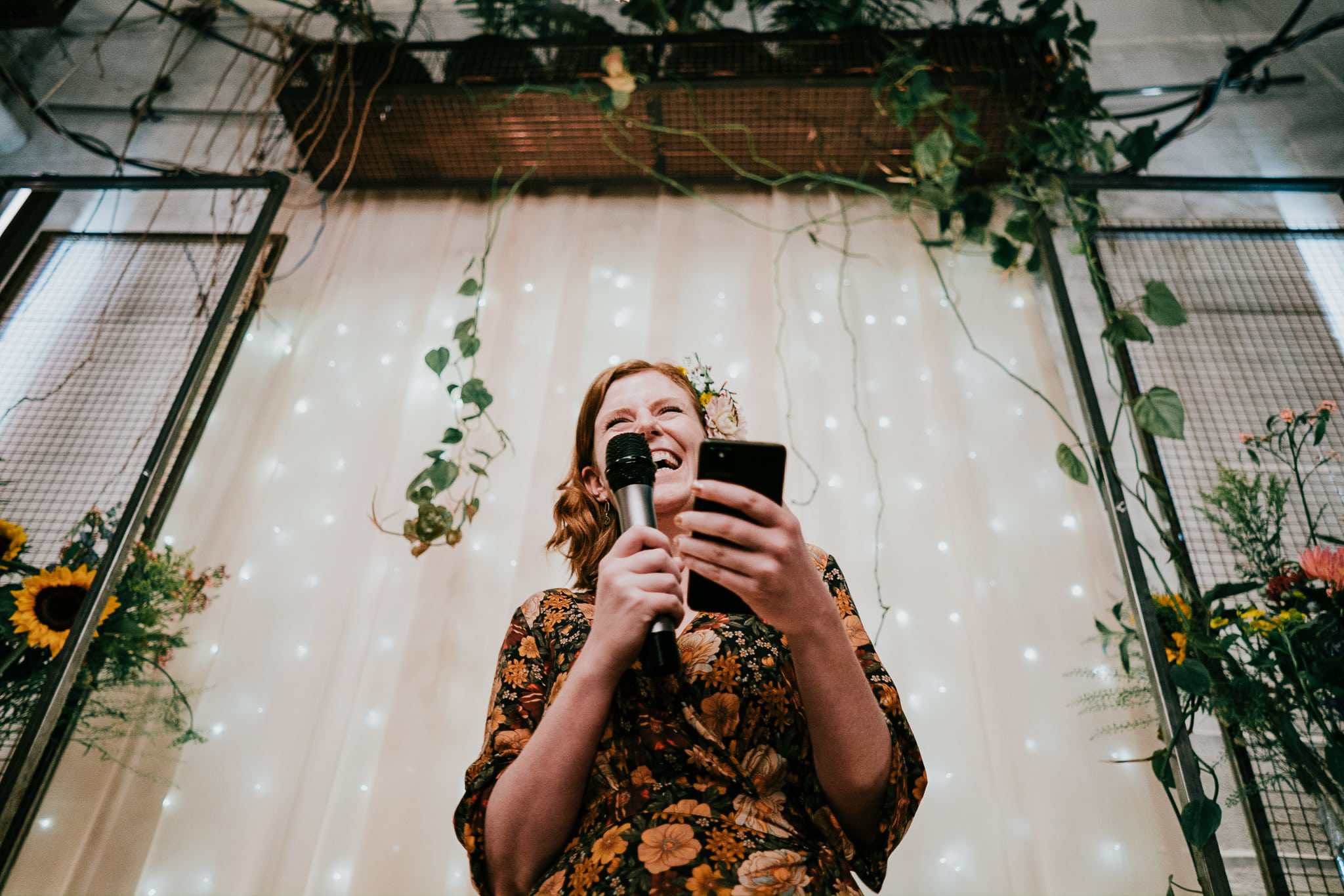 mum delivering her speech using her mobile