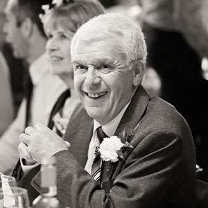 A Father of the Bride delivering his wedding speech which was produced by an AI wedding speech generator.